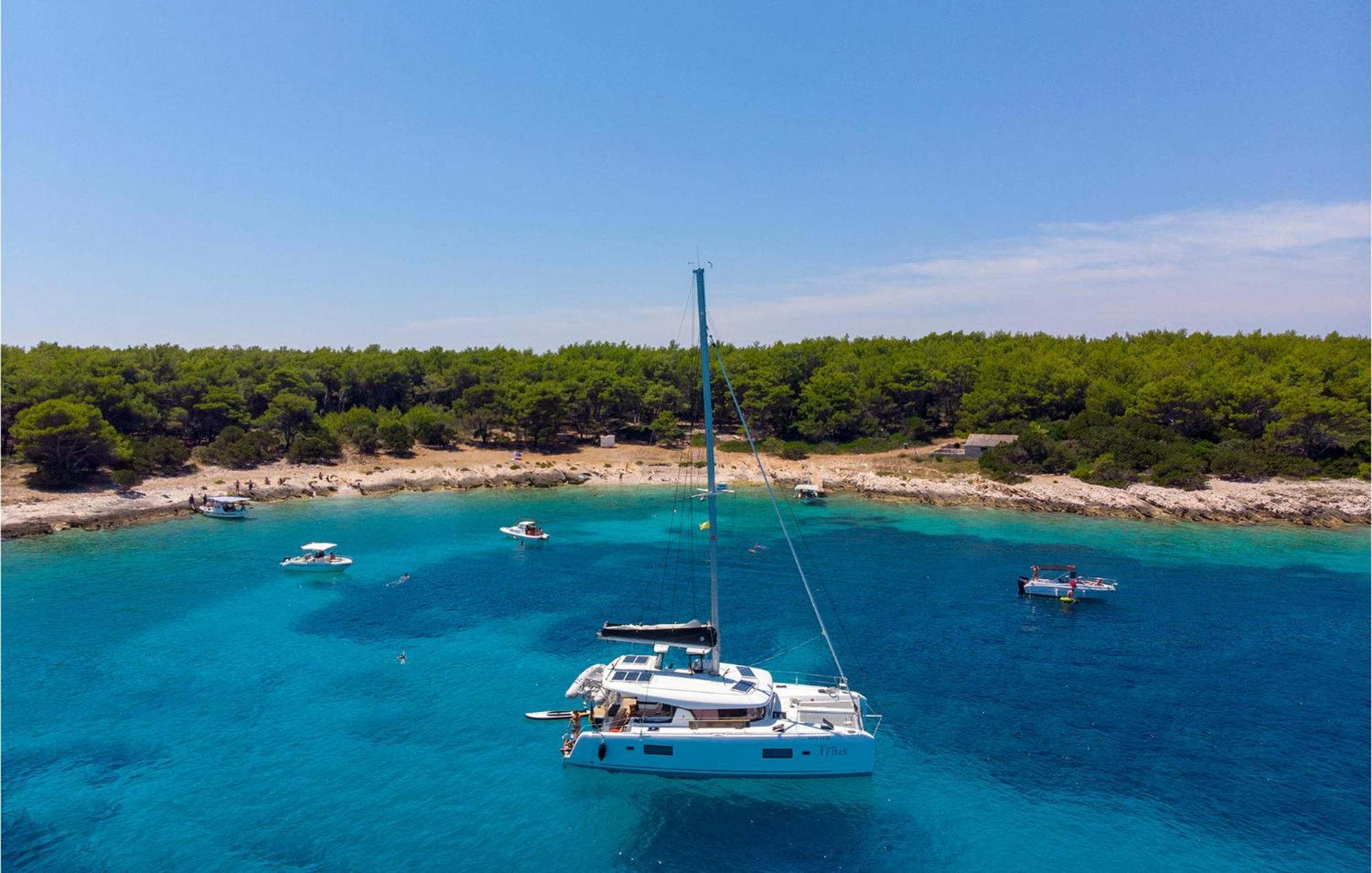 4 Bedroom Amazing Home In Vela Luka Buitenkant foto